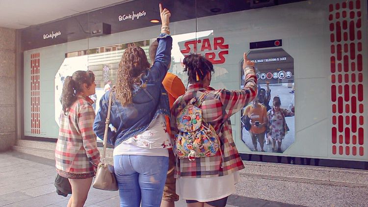 Proyecto Kimchi! de Realidad Aumentada realizado para Disney y Star Wars por Imascono - publicidad DOOH